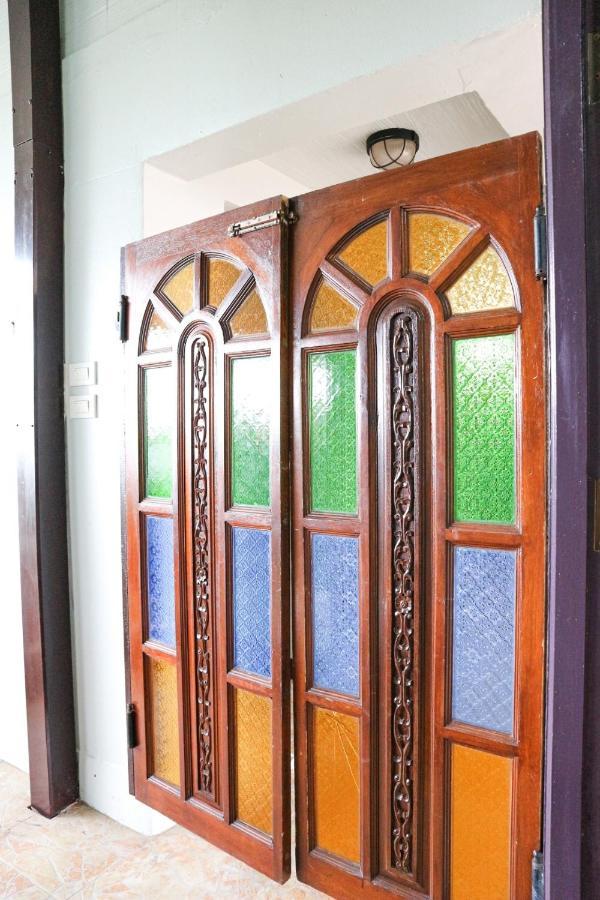 Ban Ao Thong Hotel Trang Exterior foto