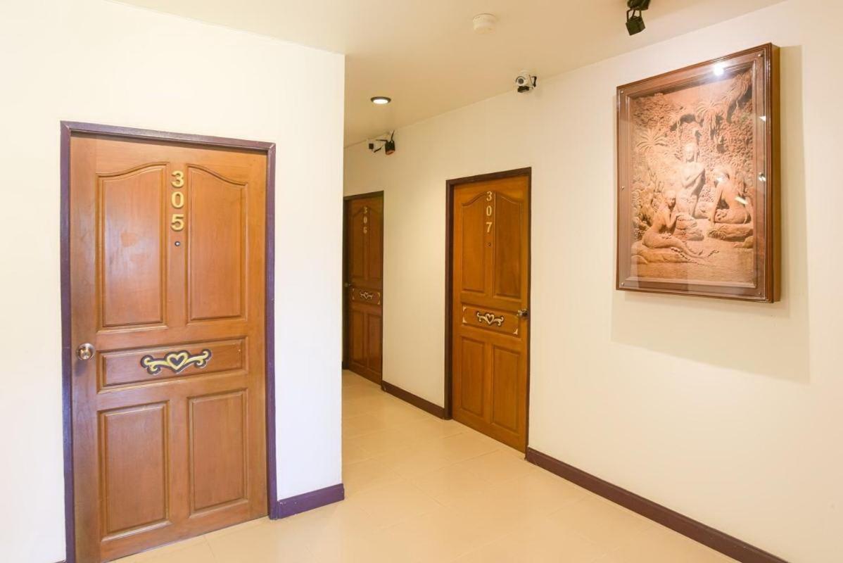 Ban Ao Thong Hotel Trang Exterior foto