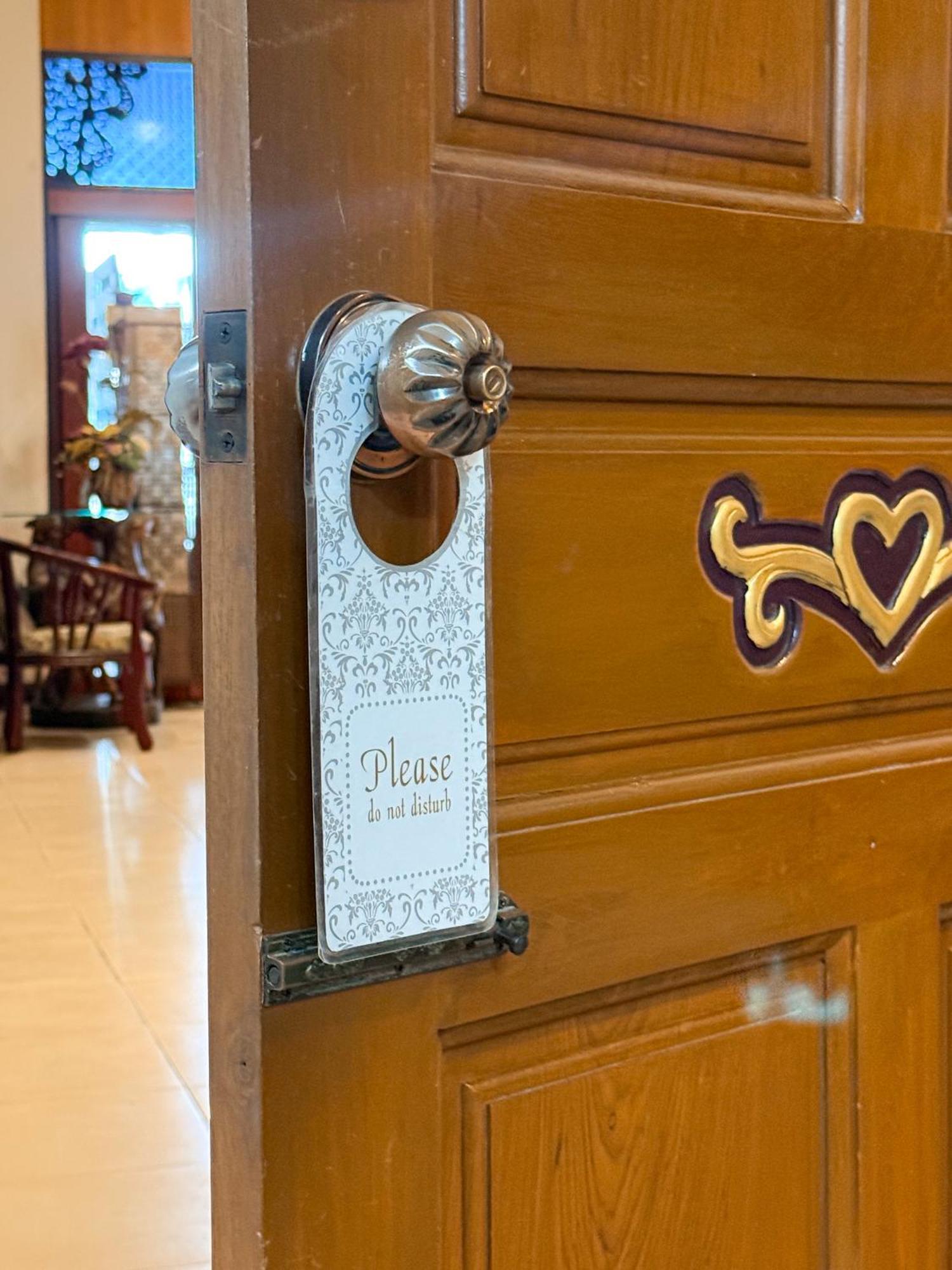 Ban Ao Thong Hotel Trang Exterior foto