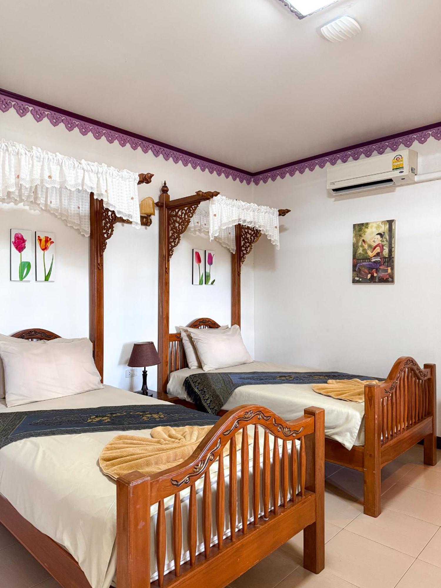 Ban Ao Thong Hotel Trang Exterior foto