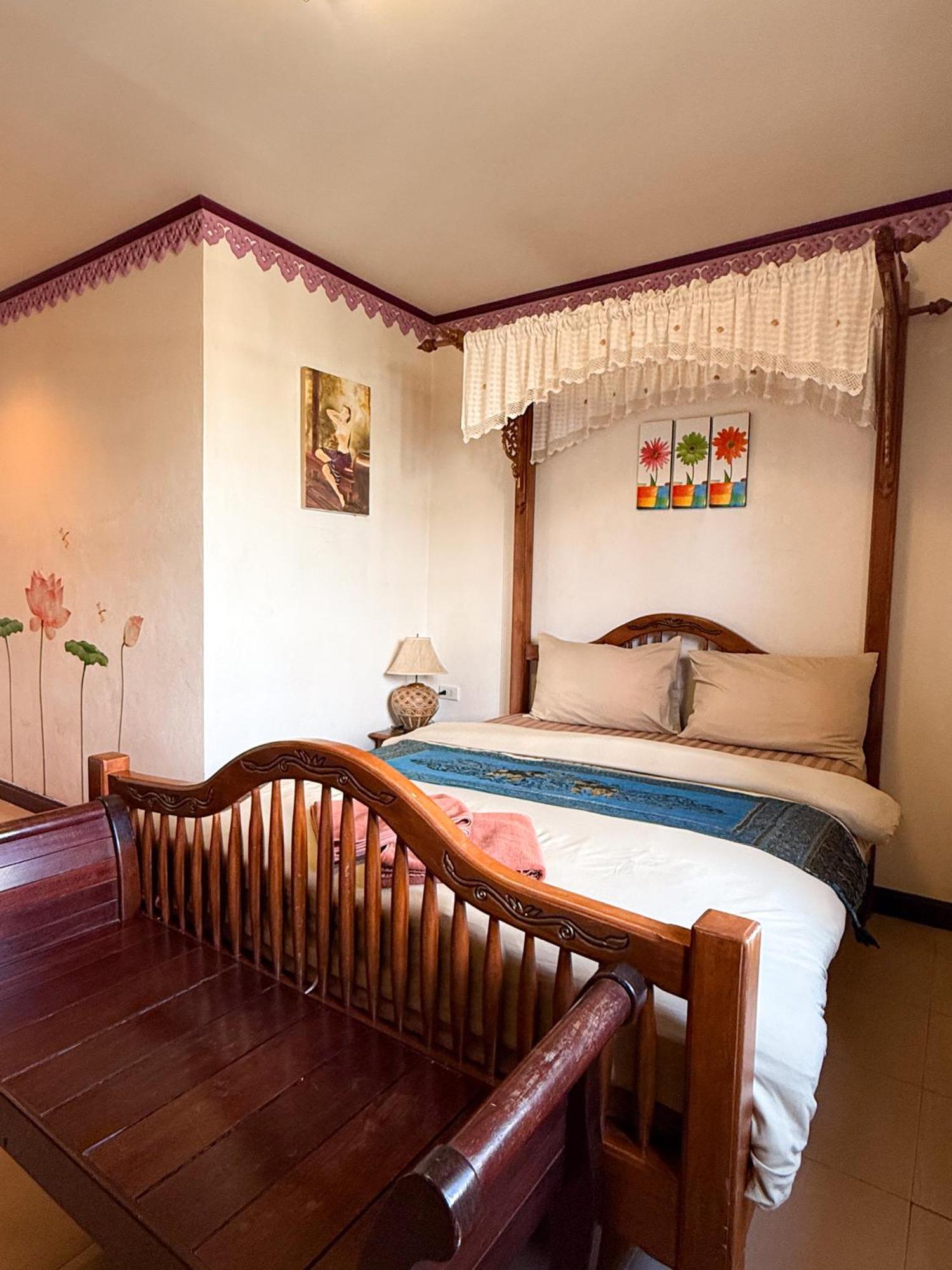 Ban Ao Thong Hotel Trang Exterior foto